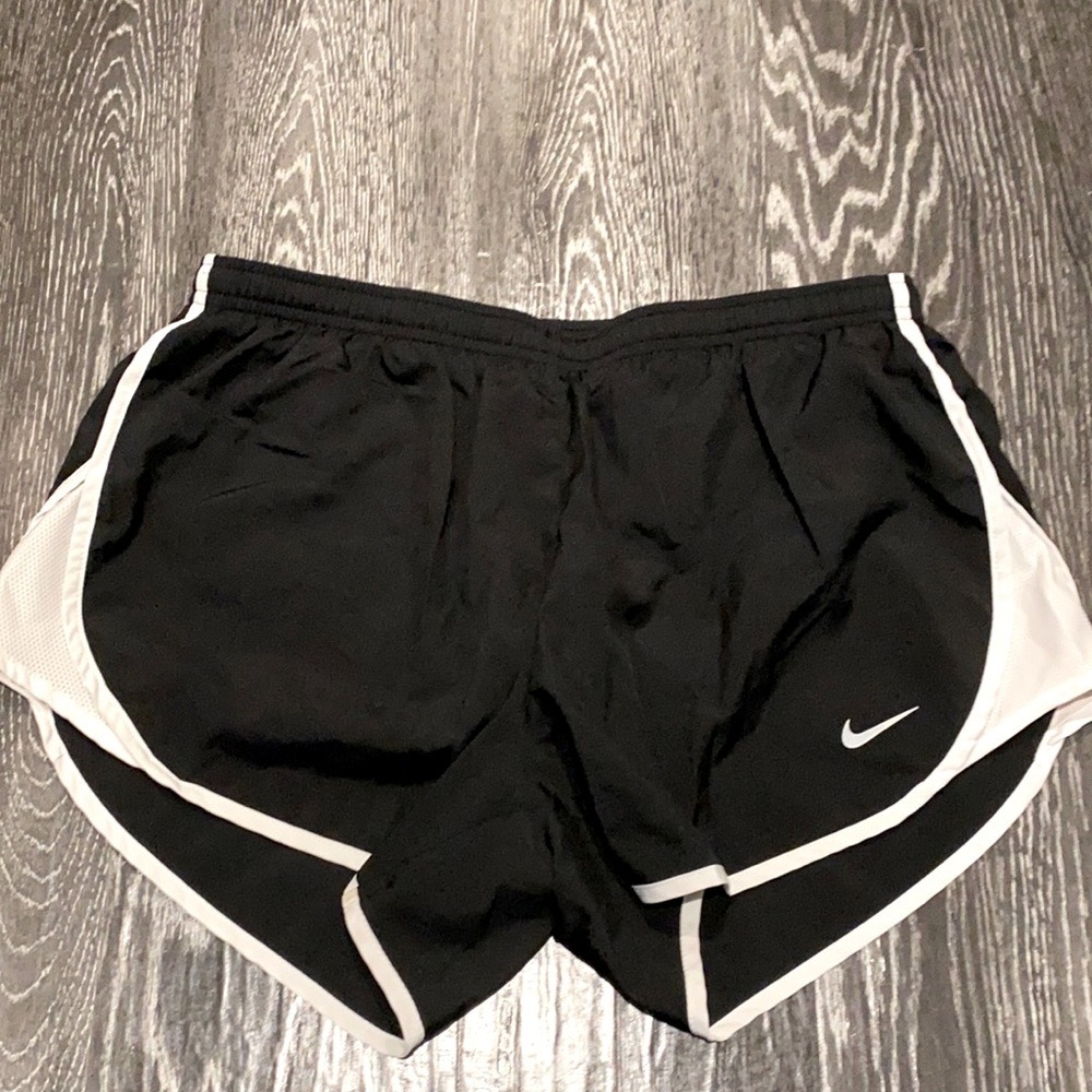 Nike dri-fit running shorts black/white - size m